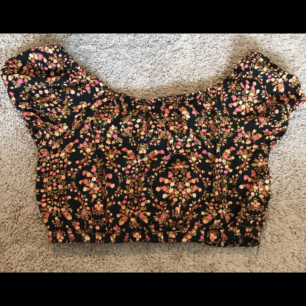 Floral Off Shoulder Crop Top